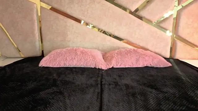 Zafiro_claire's cam snapshot