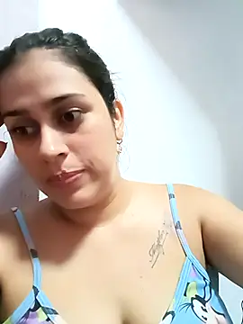 Latina_sexy1's cam snapshot