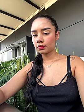 _Luana's cam snapshot