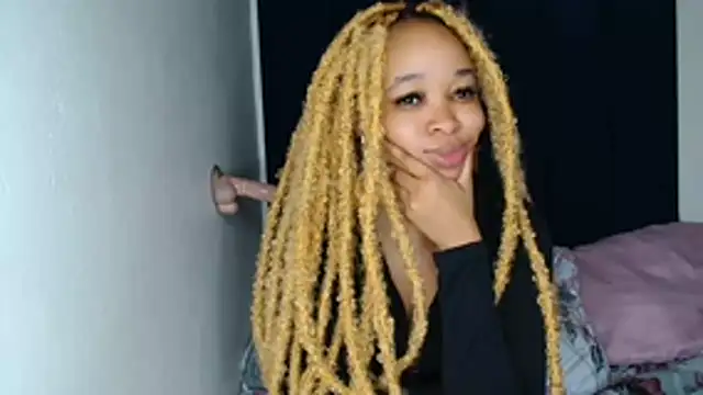 Nisha_102 live sex cam