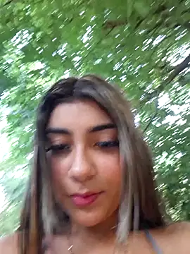 Sweed-virgin-pussy live sex cam