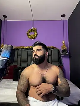 Lyon_vach live sex cam