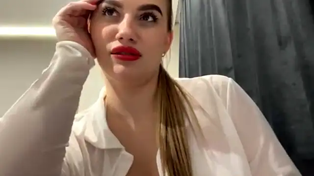 ShirlStyer's cam snapshot