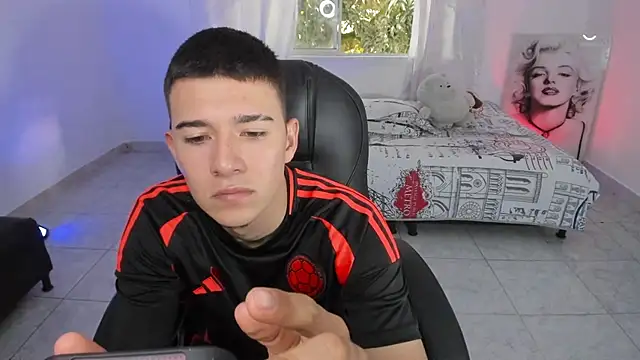 Aleck_Boy live sex cam