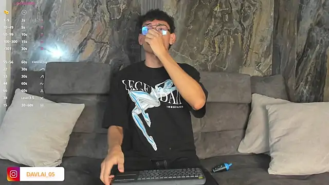 Daviid_laidd live sex cam