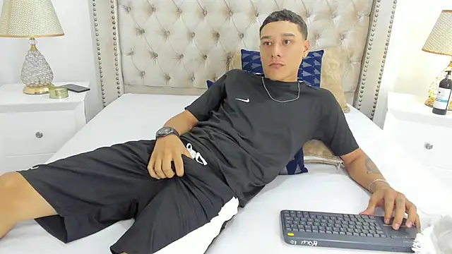 Buda_and_Cataleya_ live sex cam