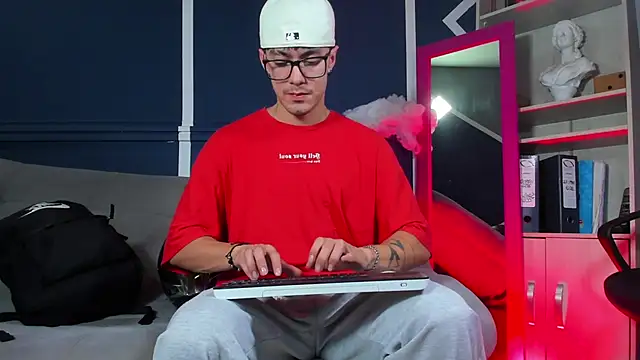 etham_wolf_ live sex cam