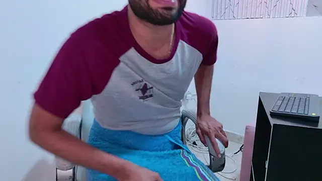 onlymen2025 live sex cam