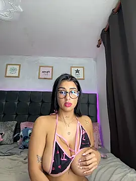 lovely_violet13 live sex cam