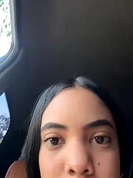 NAUGHTY_LITTLE_18 live sex cam