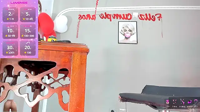 Jimena_Grey's cam snapshot