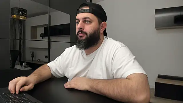 DravenPeak live sex cam