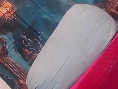 Tanyabigtits's cam snapshot