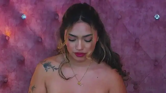 MaddisonBelucci live sex cam