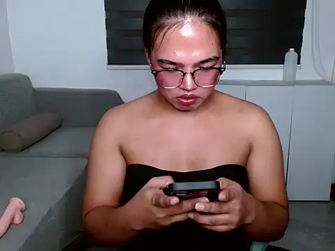 jelai_evans's cam snapshot