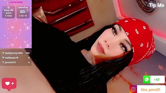 Daphnne_XXX's cam snapshot