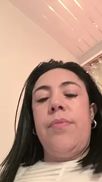 Bella_fournier's cam snapshot