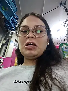 Vale_Saenzz live sex cam