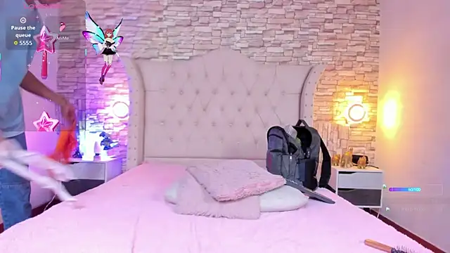 Lucia-Horny24's cam snapshot