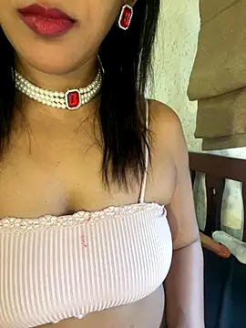 naughtyjaanu live sex cam