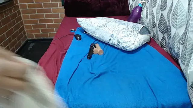 Didienana's cam snapshot