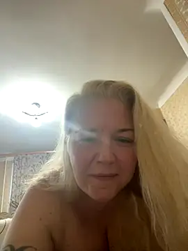 JenniferCarmen's cam snapshot