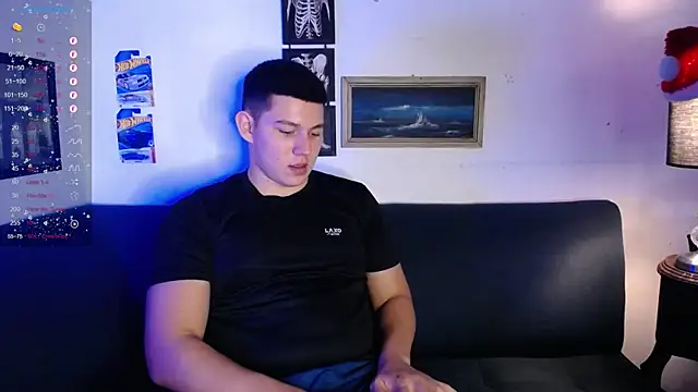 JamesCr_'s cam snapshot