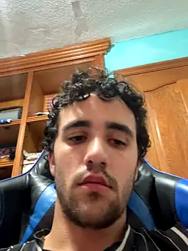 aavrdvh33's cam snapshot