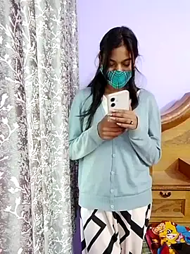 Student12th's cam snapshot