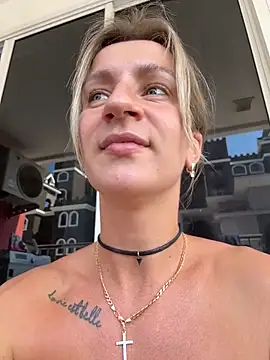 EvvaMur live sex cam