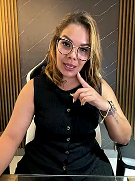 KellyBrooklyn_ live sex cam