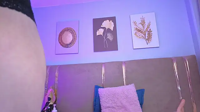 sarah_cruzz_ live sex cam