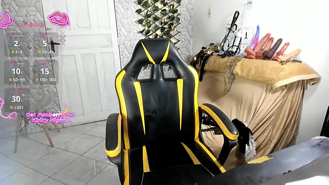 Chica_hot_dirty live sex cam