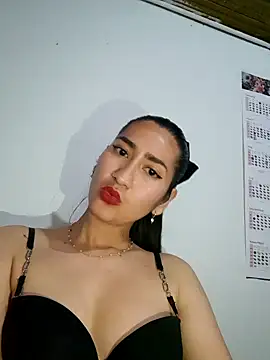 Marilyn_1-2's cam snapshot