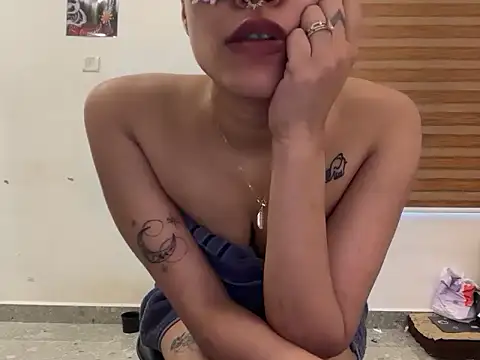 LucytheDevilQueen's cam snapshot