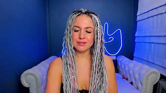 rock_n_roxy's cam snapshot