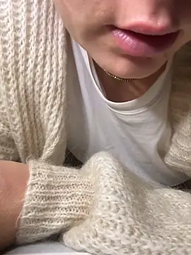 Wet-Pussycat's cam snapshot