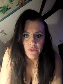 Manukeupine live sex cam