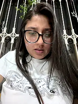 croftsmila's cam snapshot