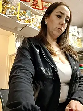 Mia_Novikov's cam snapshot