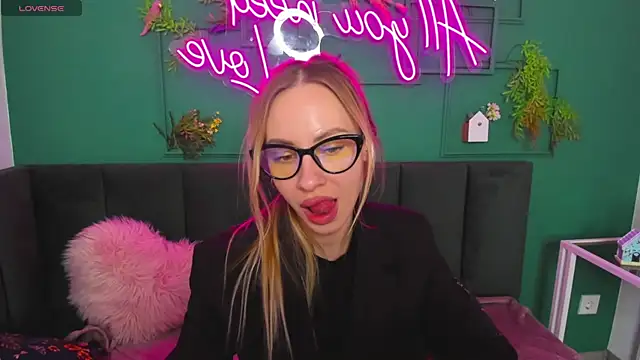 Diana_Garrett's cam snapshot