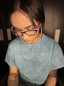 Isabella-Teen's cam snapshot