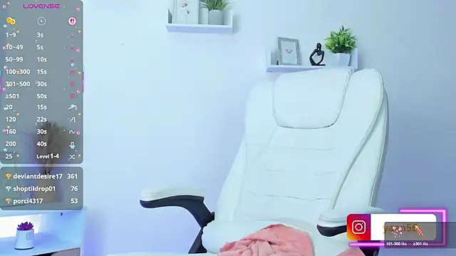 Liah__19 live sex cam