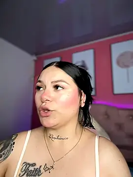 Megaan__More's cam snapshot