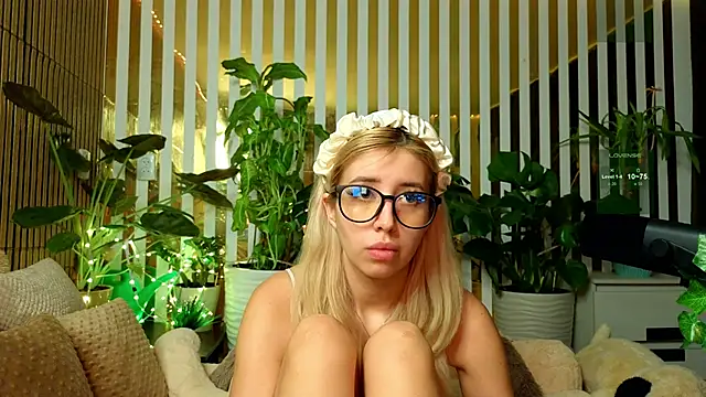 FlowweerGirl's cam snapshot