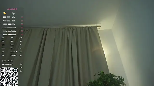 FluffKitty's cam snapshot