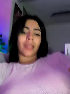 Sara-215's cam snapshot