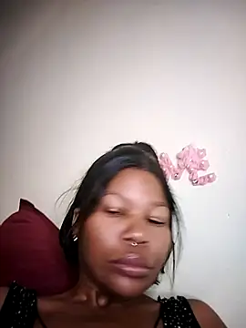 Seductive_Yellow_Titties's cam snapshot