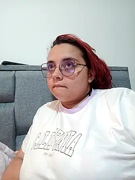 CURVY-HORNY's cam snapshot