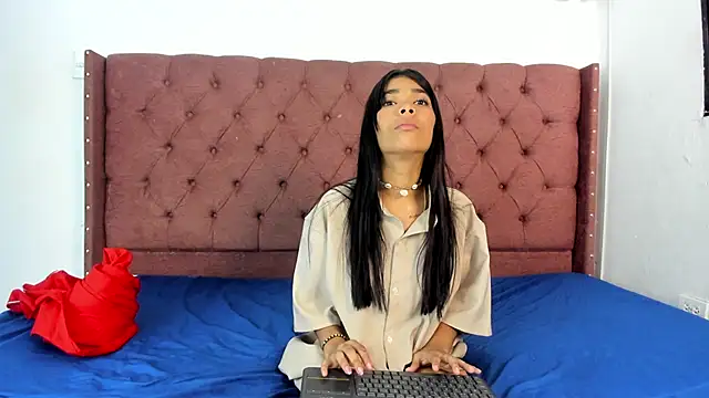 couple_hotfox's cam snapshot